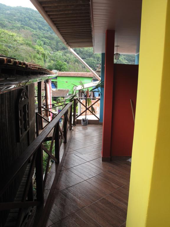 Suítes Cantinho da Pedra Abraão Habitación foto